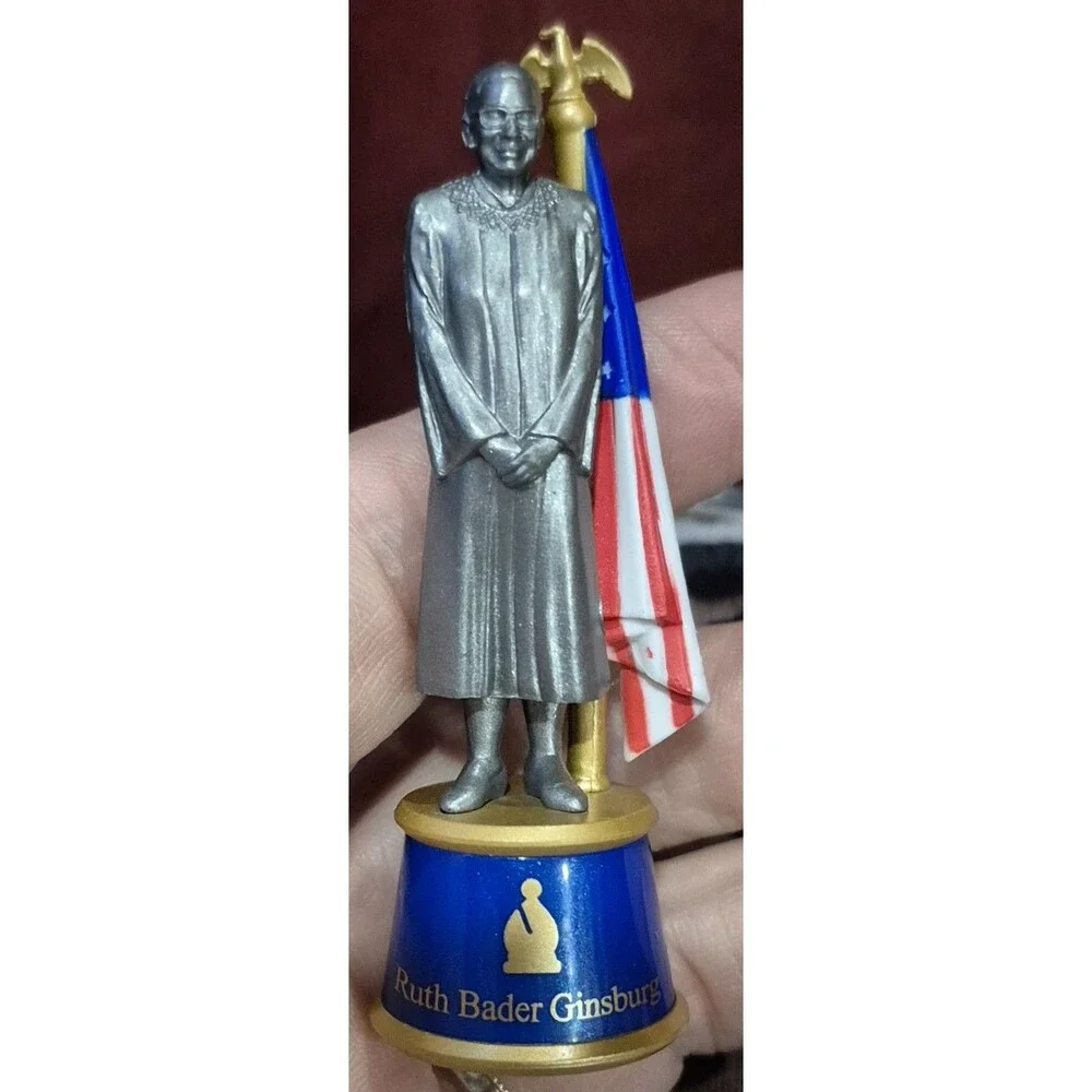 New BulbHead 2020 Battle For The White House Chess Set Democrat Ginsberg Obama